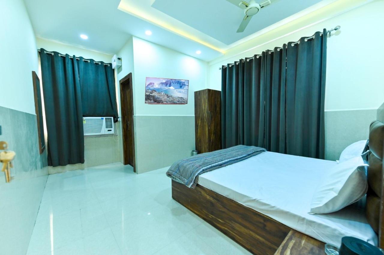 Royal Inn Jammu Exterior photo